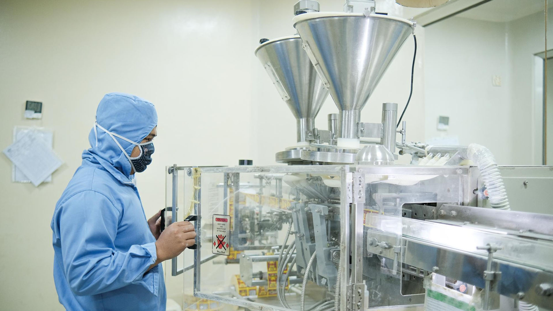 Manufacture employee checking machine