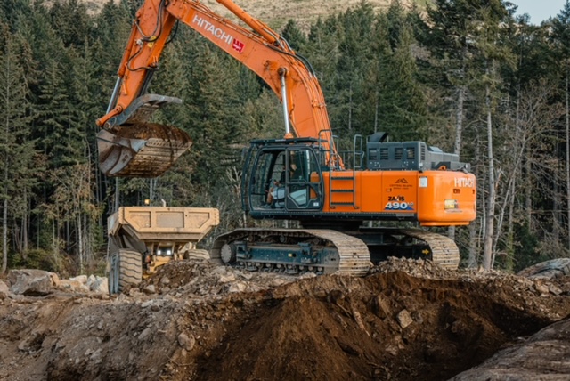 Central Island 1 Heavy Equipment Excavator